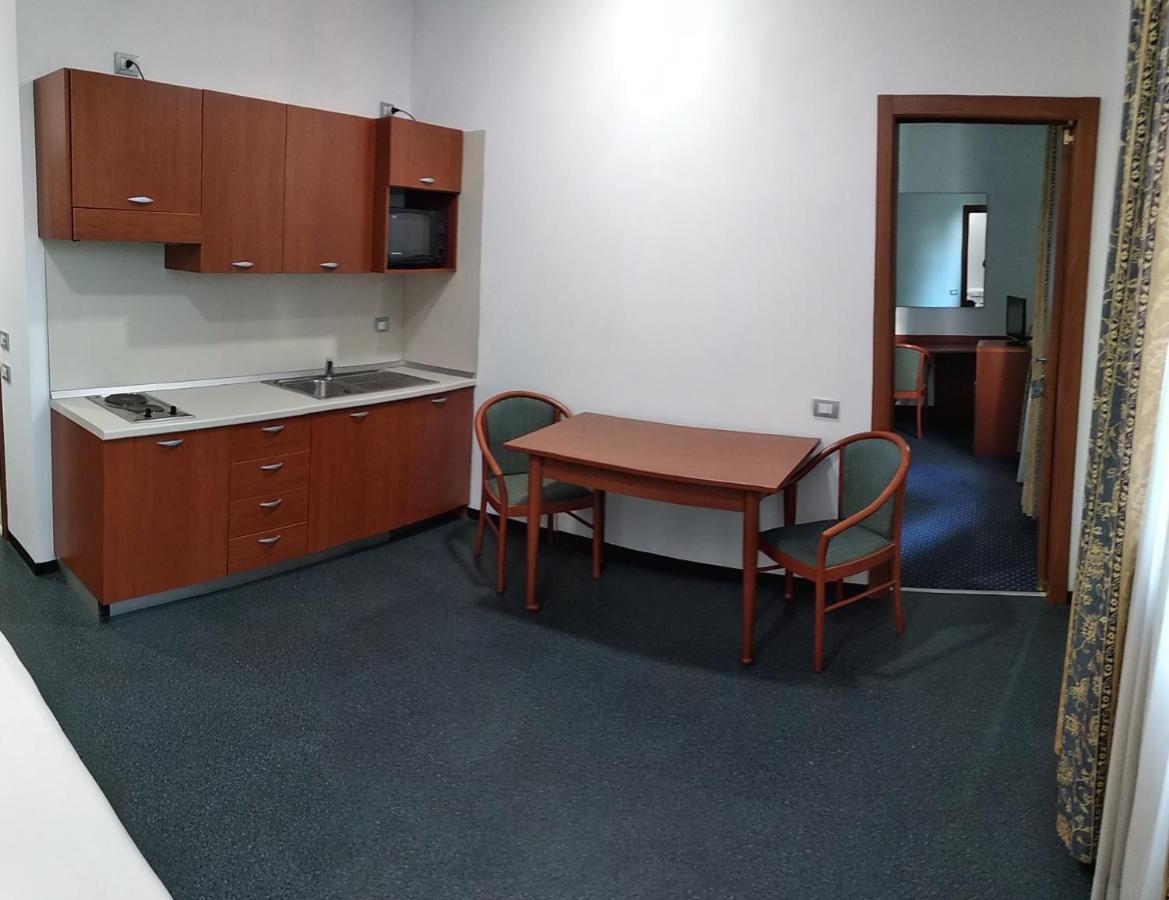 Hotel Glis San Mauro Torinese Luaran gambar