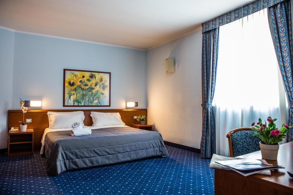 Hotel Glis San Mauro Torinese Luaran gambar